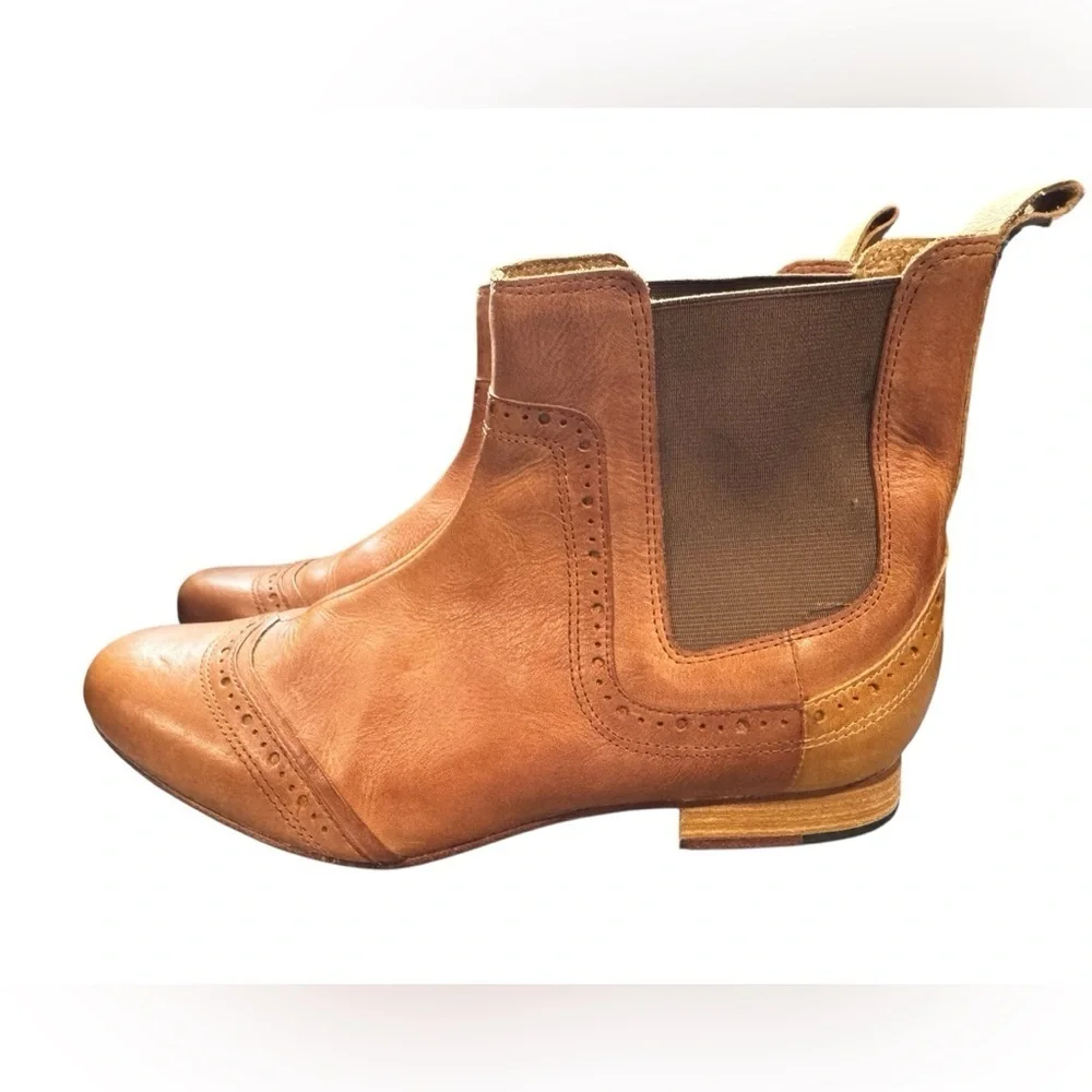 J Shoes Chelsea Boots Size 8.5